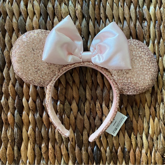 NWOT Minnie Mouse Sequined Ear Headband for Adults – Rose Gold - Picture 1 of 3